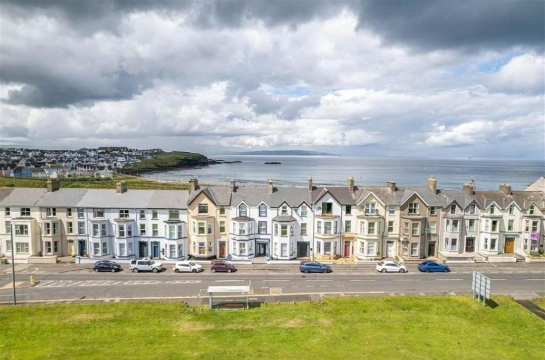 5 Dunluce Park - Portrush By The Sea Apartment ภายนอก รูปภาพ