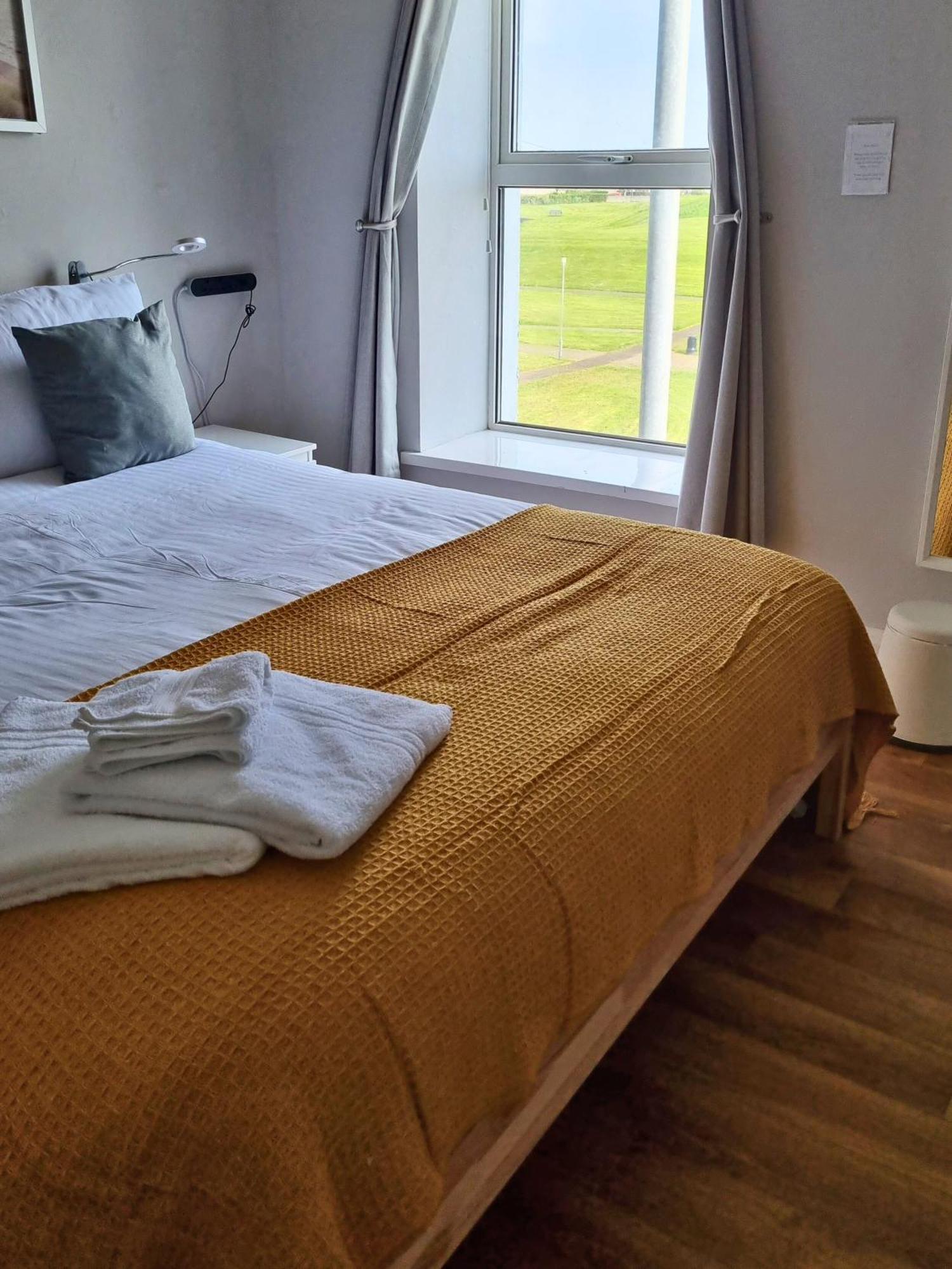 5 Dunluce Park - Portrush By The Sea Apartment ภายนอก รูปภาพ