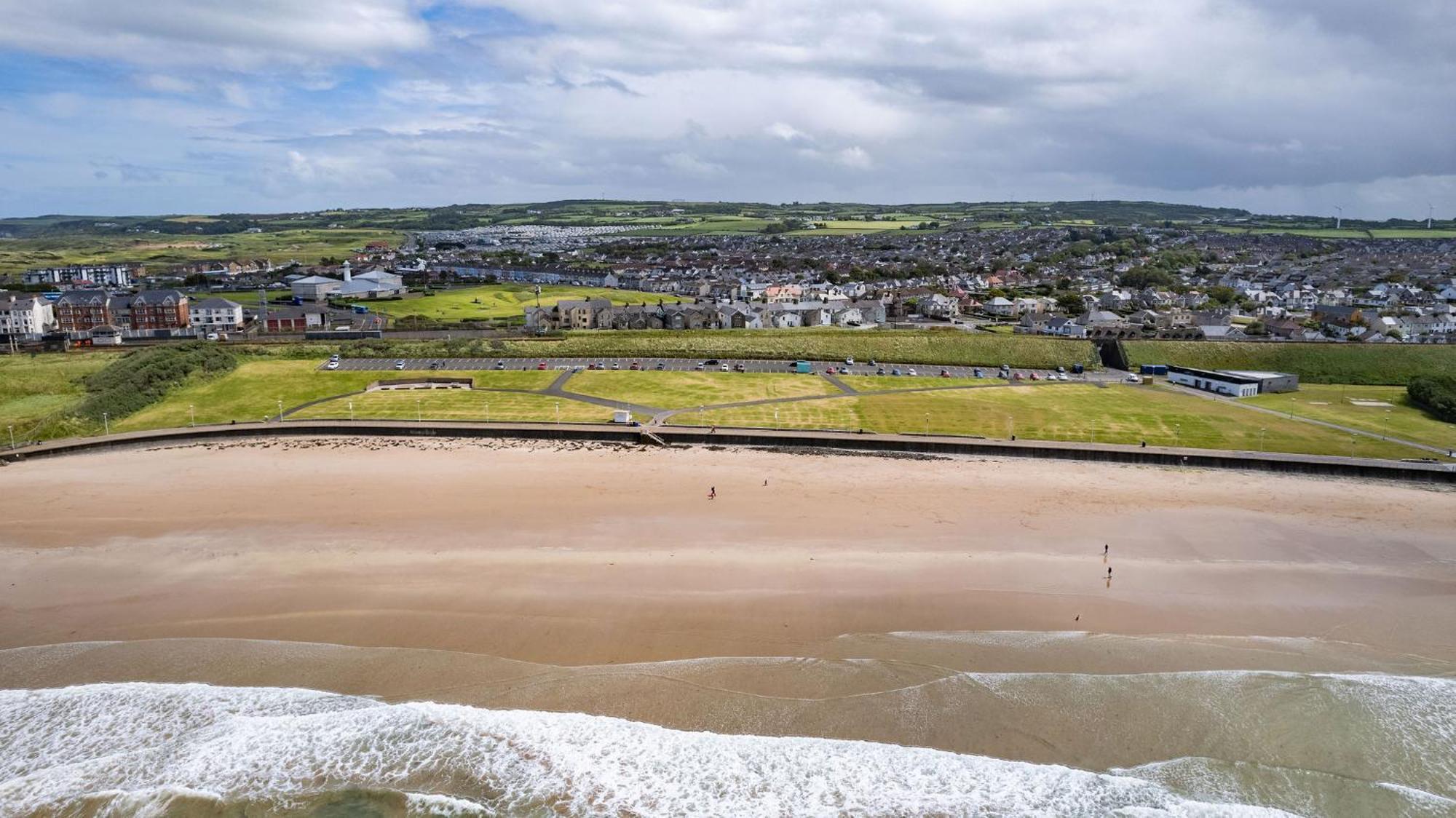 5 Dunluce Park - Portrush By The Sea Apartment ภายนอก รูปภาพ